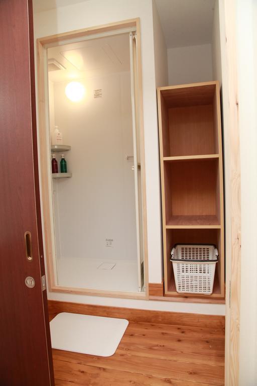 Simple Sleep 個室カプセル Hotel Hitoyoshi Bagian luar foto