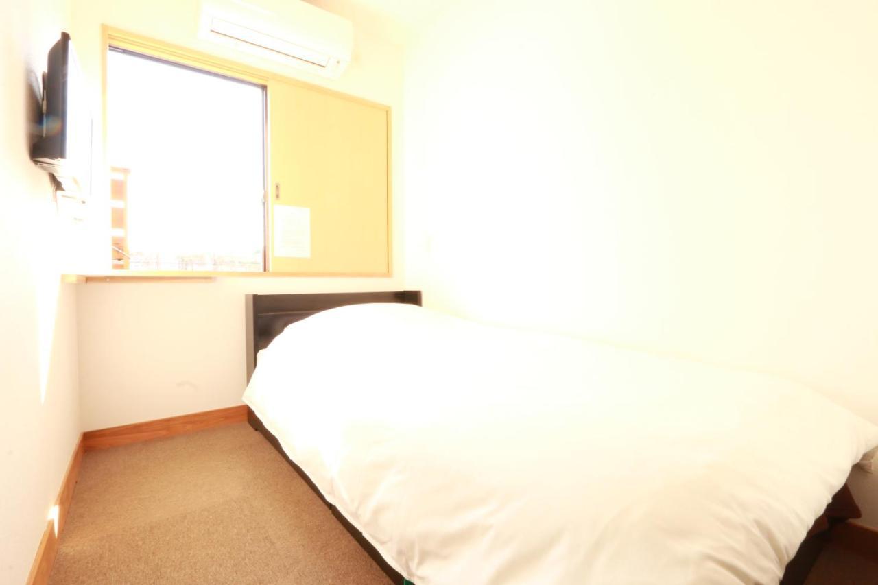 Simple Sleep 個室カプセル Hotel Hitoyoshi Bagian luar foto