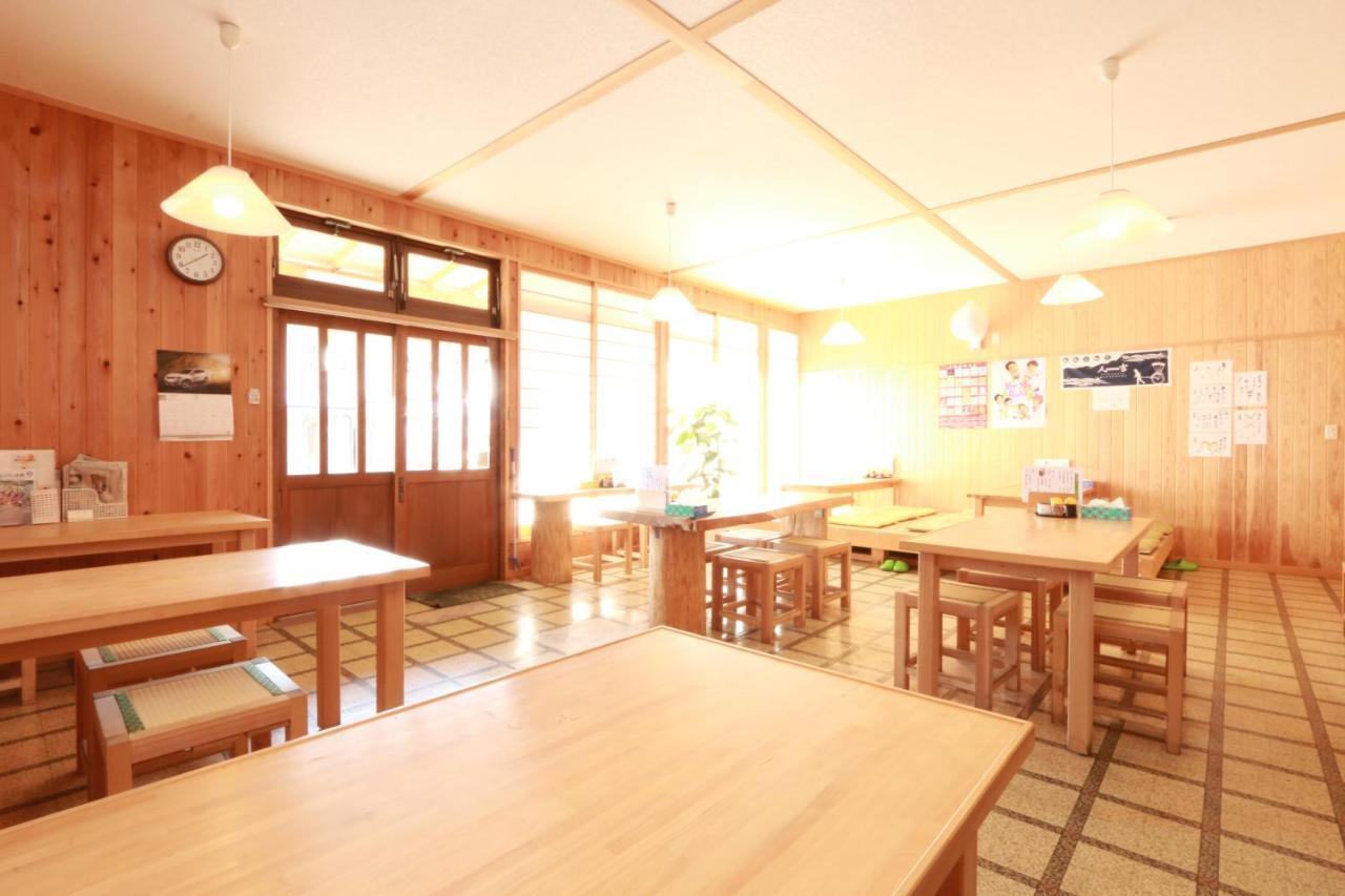 Simple Sleep 個室カプセル Hotel Hitoyoshi Bagian luar foto